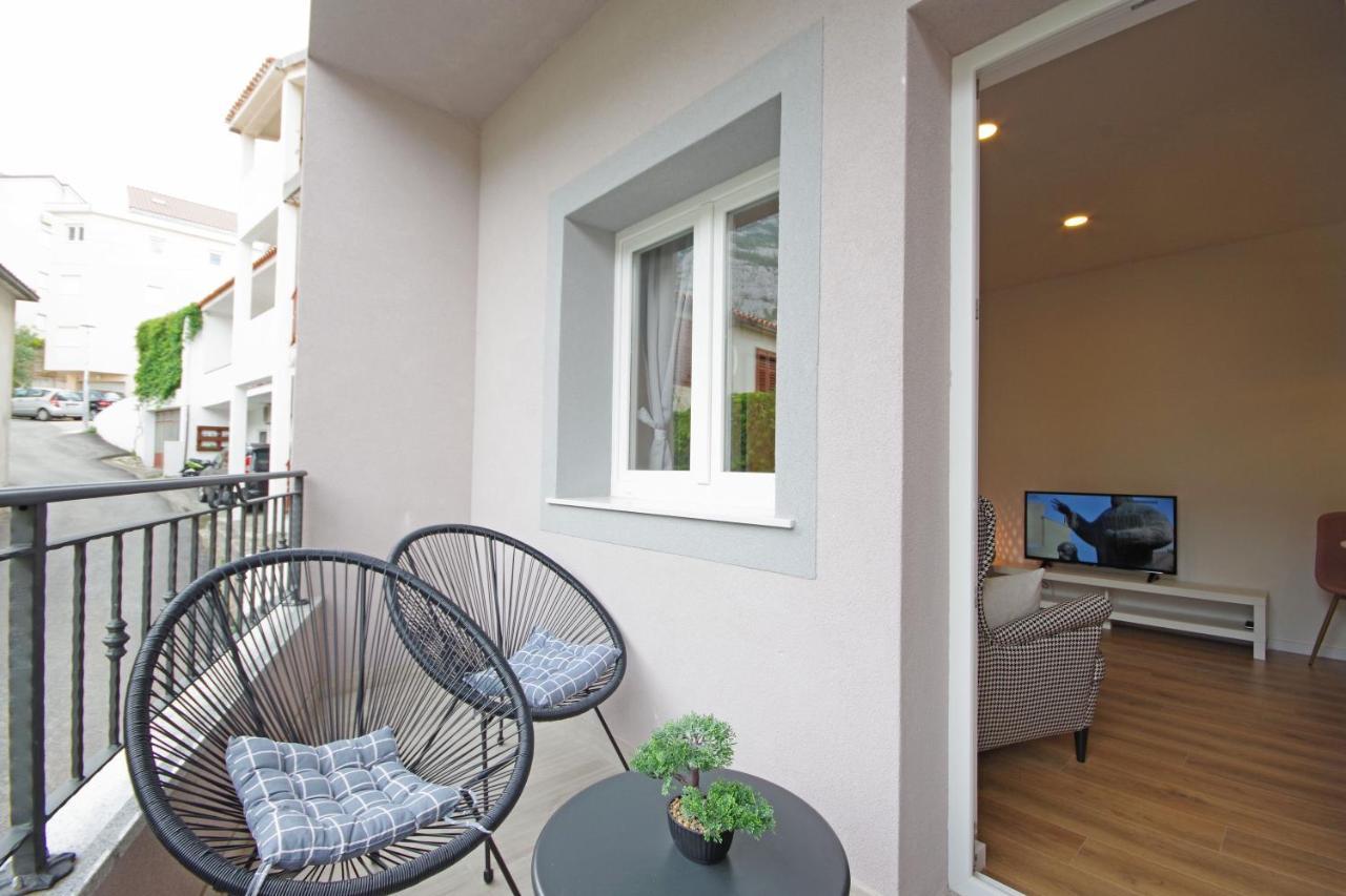 Apartments Luny Makarska Exterior photo