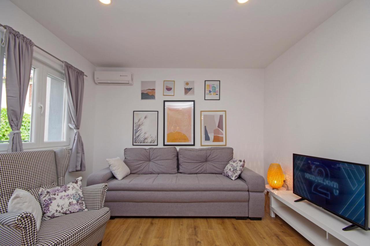 Apartments Luny Makarska Exterior photo