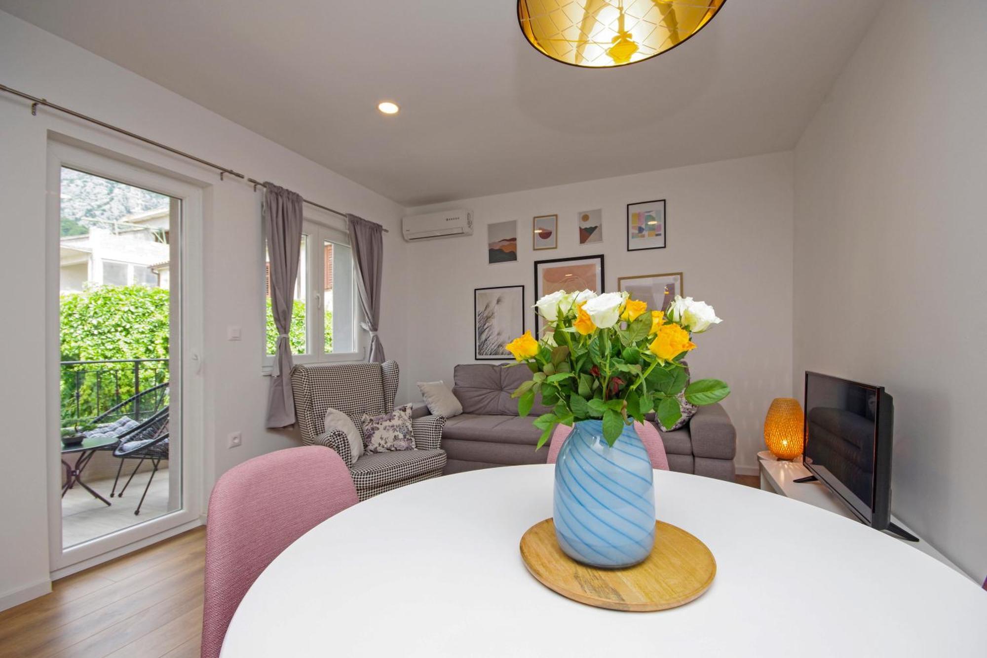 Apartments Luny Makarska Room photo