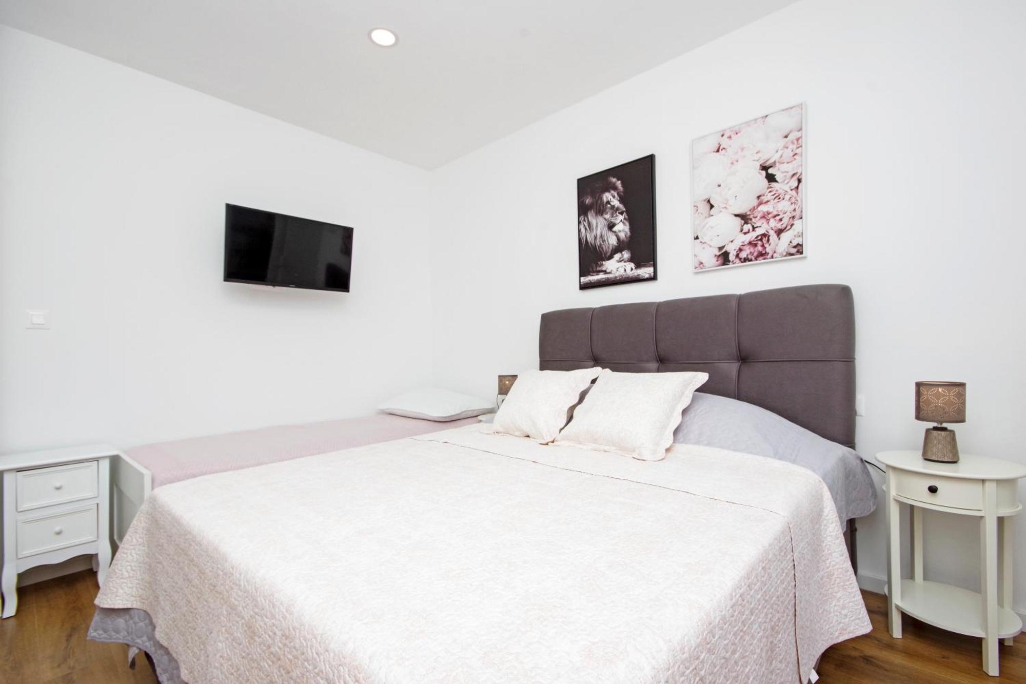 Apartments Luny Makarska Room photo