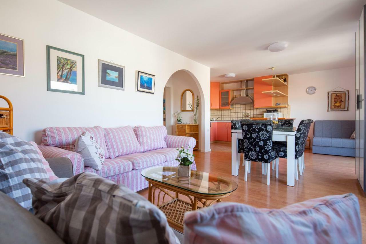 Apartments Luny Makarska Exterior photo